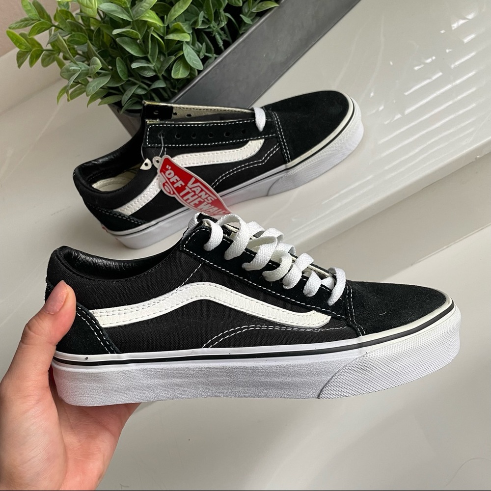 Old Skool Vans New